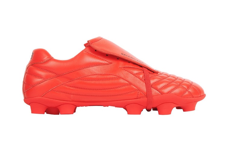 발렌시아가가 새롭게 선보이는 ‘사커’ 스니커