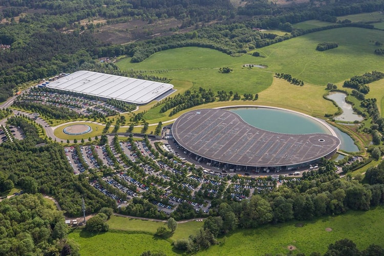 영국 슈퍼카 제조사, 맥라렌이 3천억 원에 본사 건물 매각한다