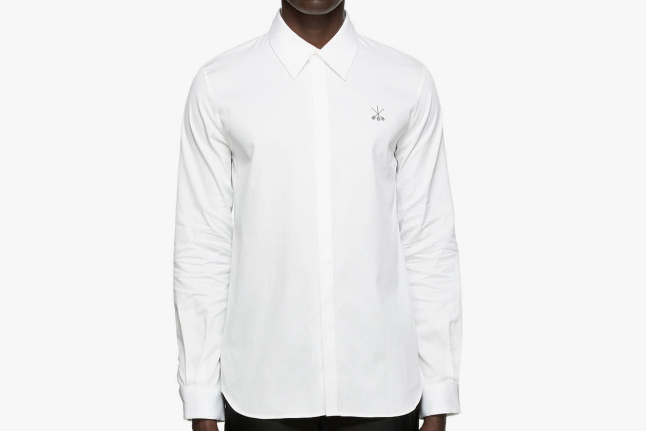 가을에 꼭 필요한 깔끔한 솔리드 셔츠 10, 아미, 아워 레가시, 에임 레온 도르, 메종 키츠네, 르메르, 언더커버, 몽클레르, 준야 와타나베, 이세이 미야케, 로에베, 남친룩, 미니멀, 베이직 셔츠, 해외 직구, 하비 니콜스, 매치스패션, 에센스, 루이자비아로마