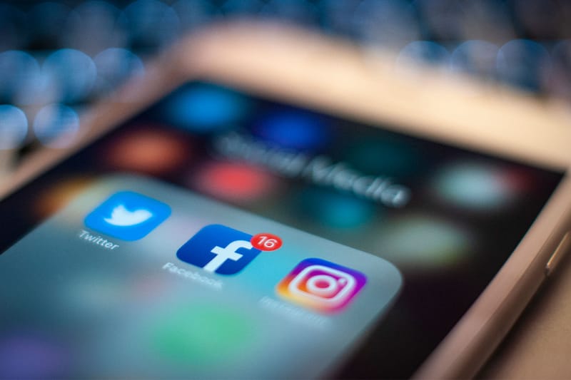 한국에서 가장 많이 쓰는 SNS는 인스타그램도 페이스북도 아니다?