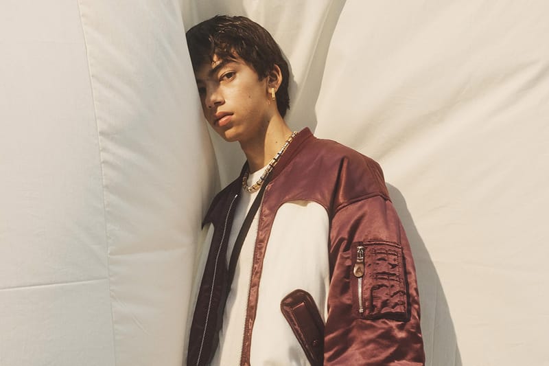 전통 소재의 재발견, 앰부시 2021년 봄, 여름 컬렉션 룩북