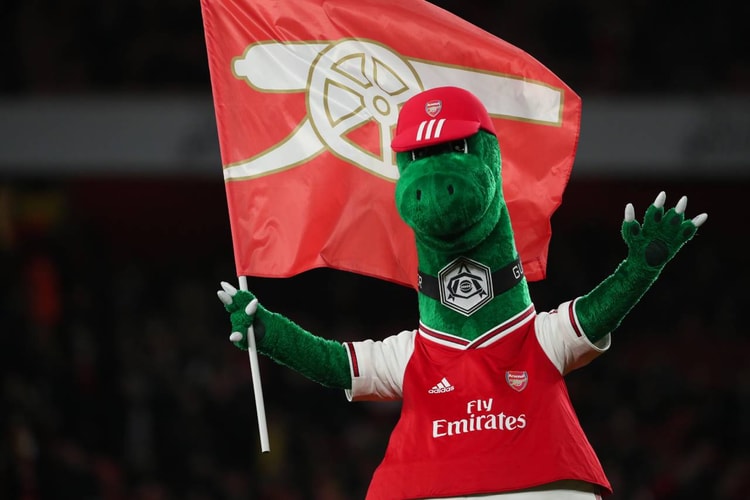 업데이트: 아스날 FC 공격수 외질, “해고된 거너사우르스 연봉 내가 내겠다.”