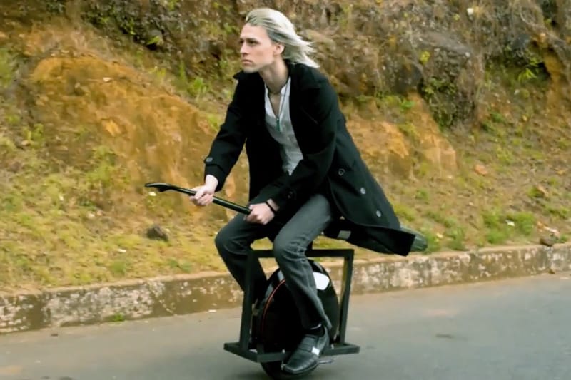 ‘해리 포터’ 속 하늘을 나는 마법 빗자루가 진짜로 나타났다?