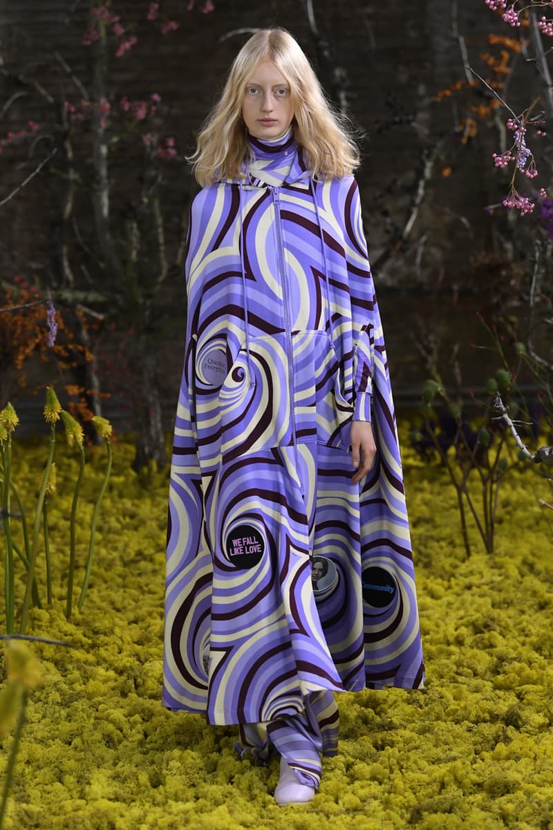 라프 시몬스, 브랜드 최초의 여성복 라인 포함한 2021 봄, 여름 컬렉션 공개