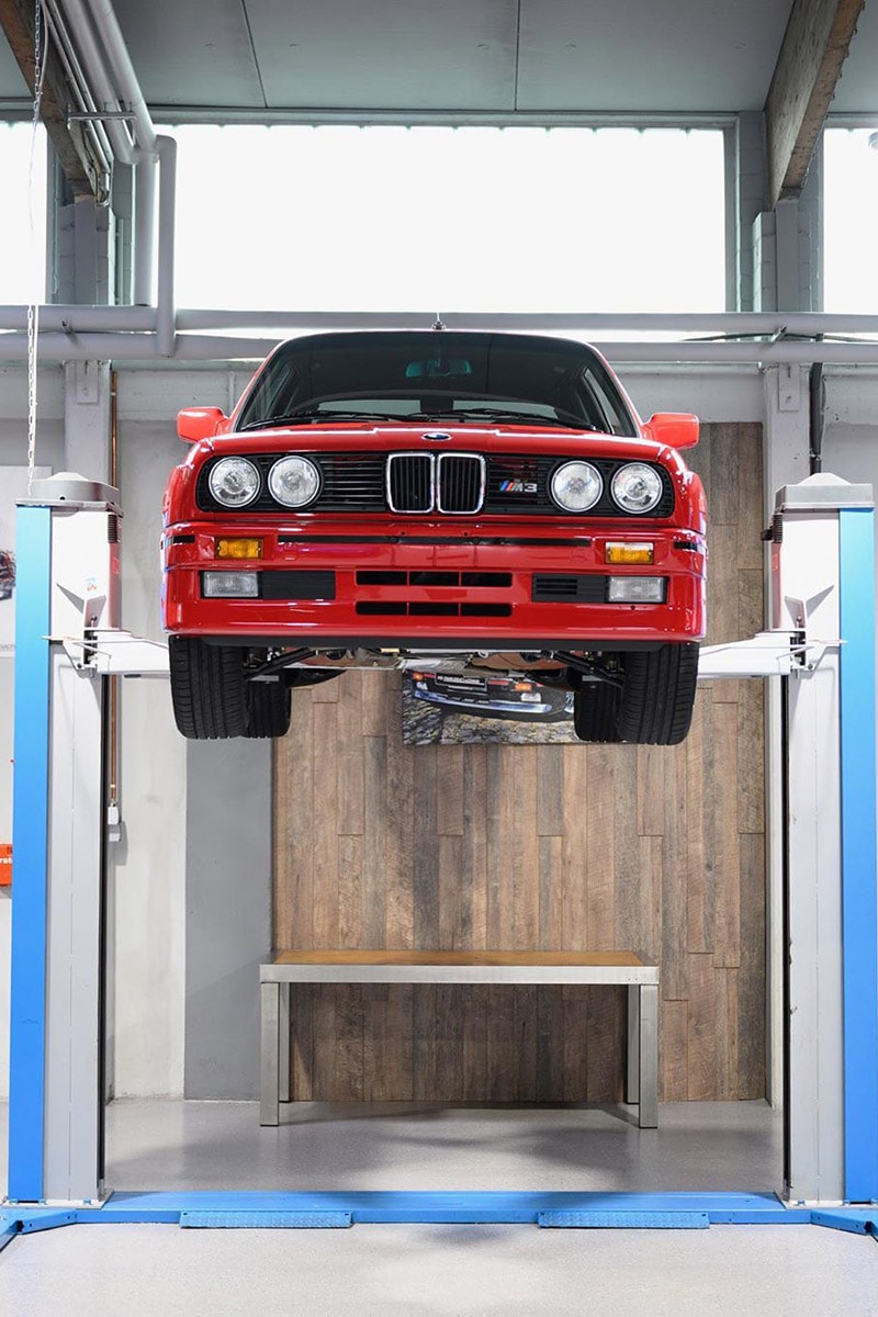 로니 피그, 키스 x BMW 협업 자동차 실물 공개, E30 M3, 1989년식, kith