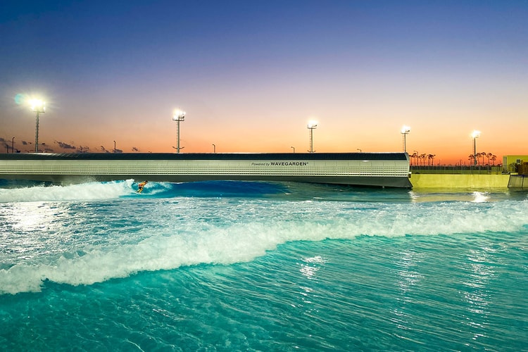 세계 최대, 아시아 최초의 인공 서핑 테마파크 '웨이브파크'가 개장했다