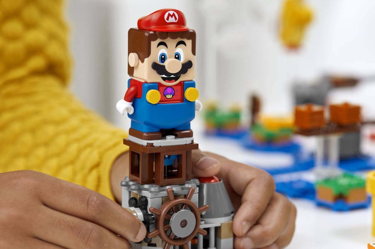 레고, 닌텐도와 함께 제작한 ‘슈퍼 마리오 월드’ 패키지 출시, 35주년 기념