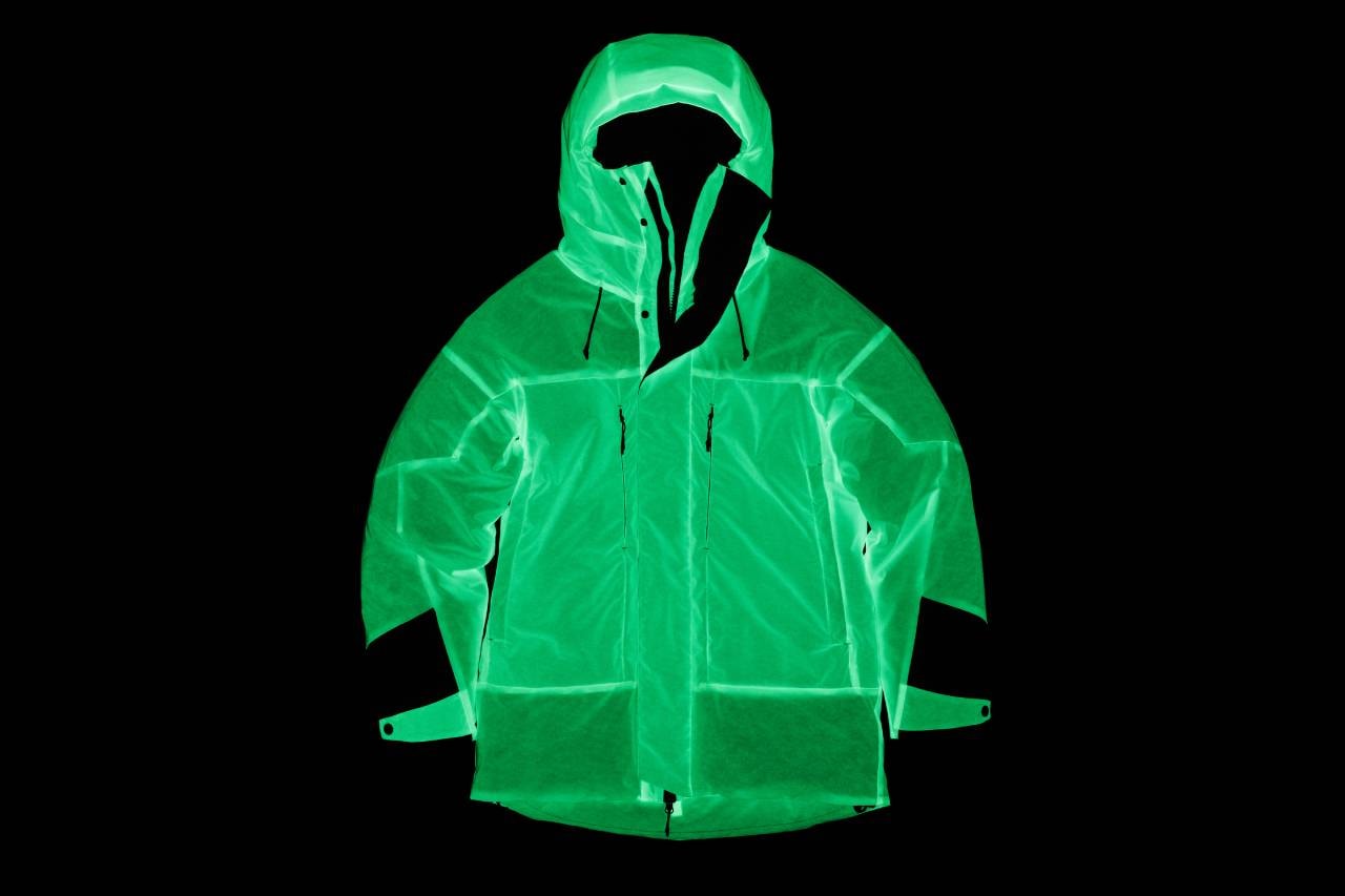 볼레백, 태양광 충전 방식으로 빛을 발하는 야광 재킷 출시, 푸퍼 재킷, 필파워 600, 아웃도어 브랜드