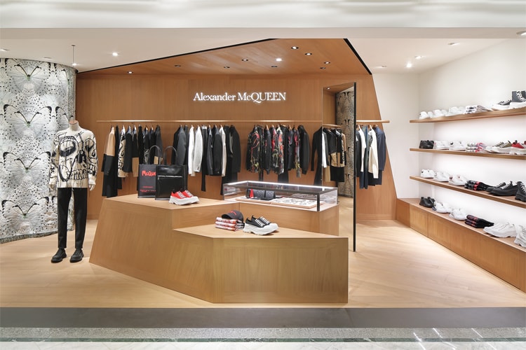 알렉산더 맥퀸, 국내 첫 남성 부티크 오픈