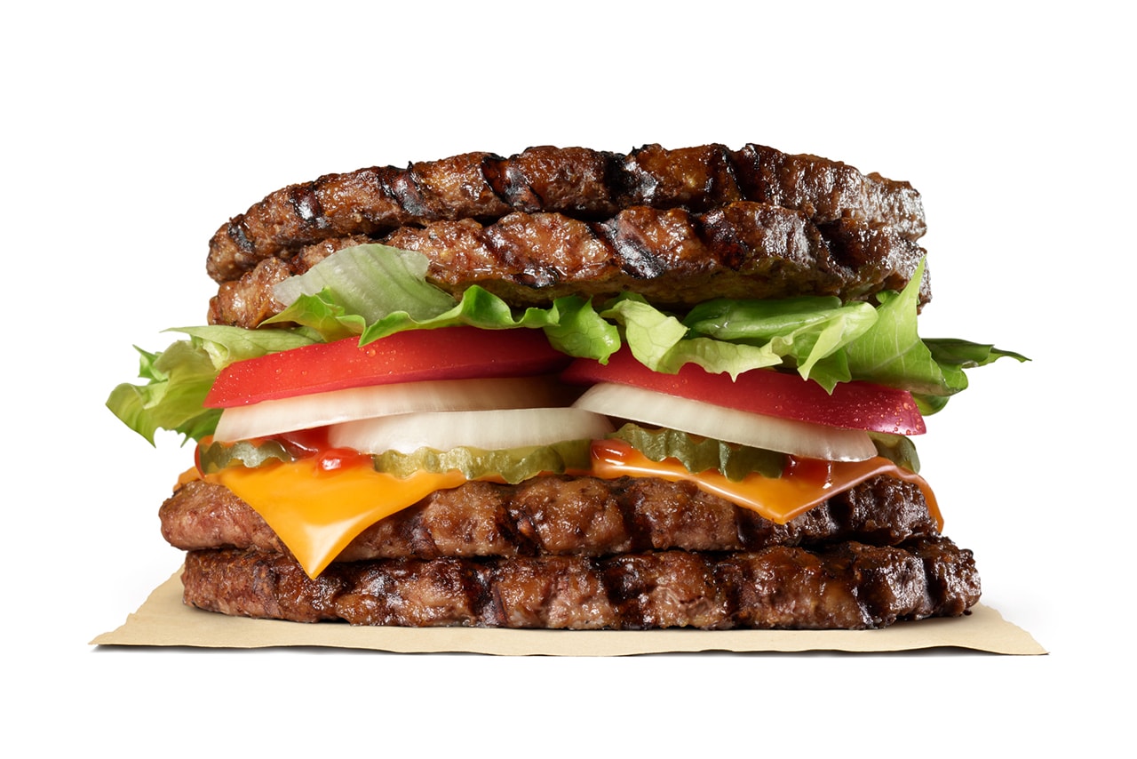 버거킹, 빵 대신 고기 넣은 신메뉴 ‘익스트림 슈퍼 원 파운드 비프 버거’ 출시