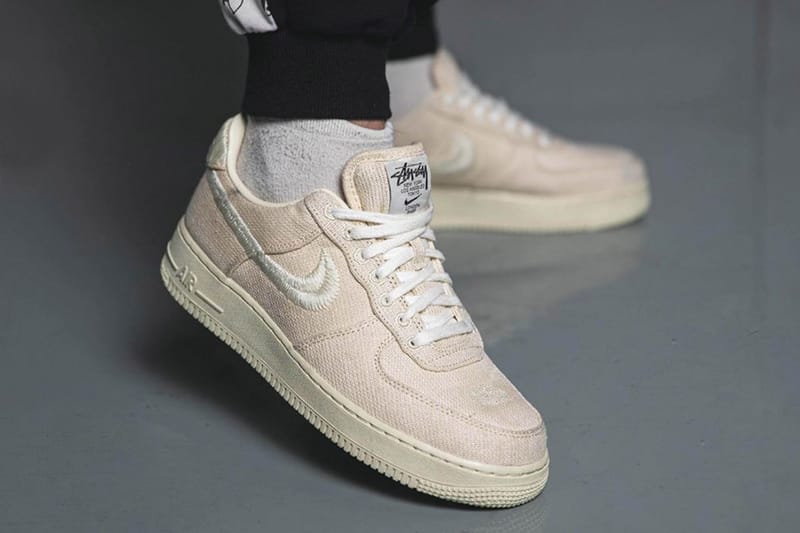 ‘12월의 포스’ 예약, 스투시 x 나이키 에어 포스 1 출시 정보