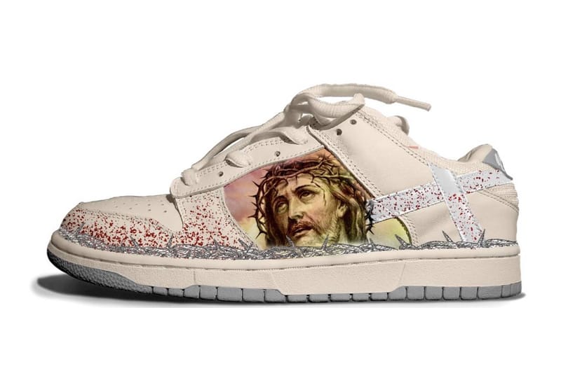 십자가에 못 박힌 예수 형상을 새긴, 덩크 로우 ‘패션 오브 크라이스트’ 출시