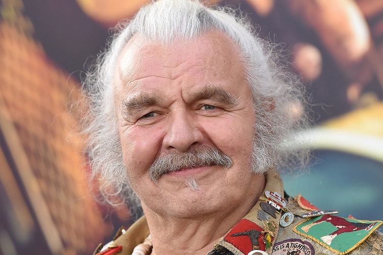 ‘매드맥스:분노의 도로’의 임모탄 조, 휴 키스-번이 세상을 떠났다