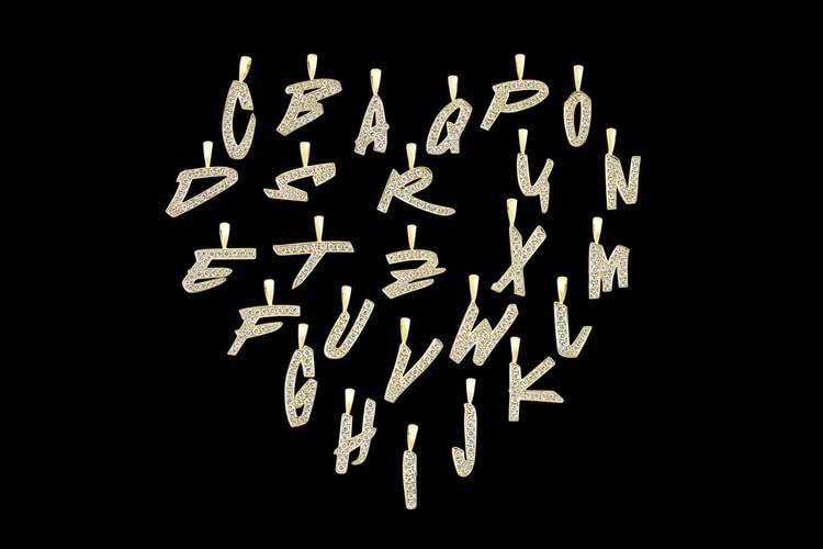 퓨추라의 손글씨로 완성한, 알파벳 펜던트 목걸이 컬렉션 출시