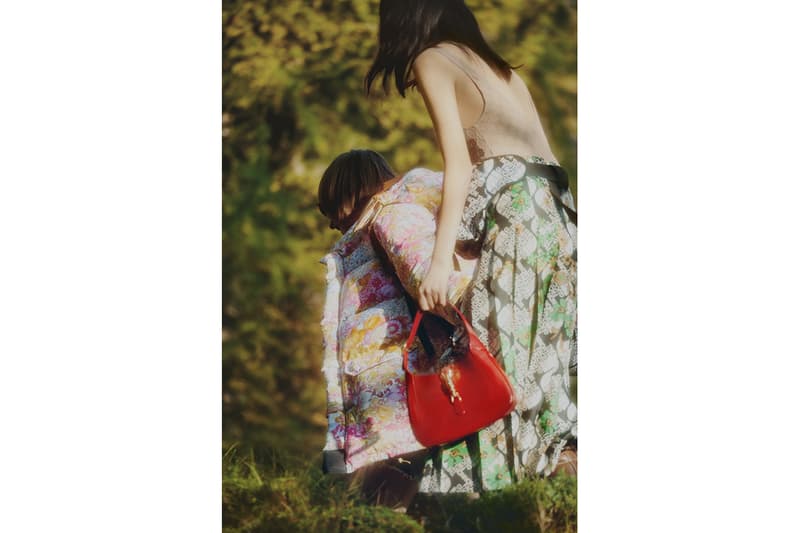 럭셔리와 아웃도어의 만남, 구찌 x 노스페이서 컬렉션 룩북 공개, 노페 패딩, 재킷, 봄버, 구찌 스니커, 지속가능한 패션, 재활용 소재, 에코닐