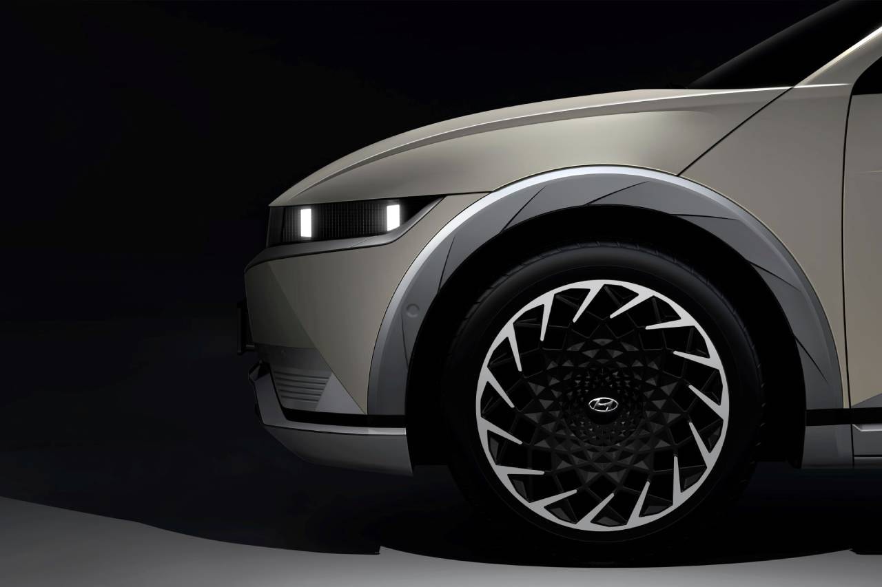 현대자동차, 신형 전기차 ‘아이오닉 5’ 티저 이미지 최초 공개, E-GMP 플랫폼