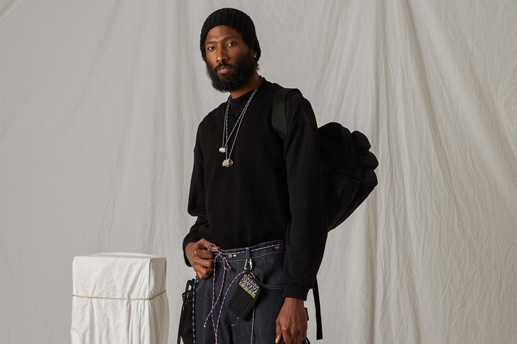 현대인의 직장 생활에 초점을 맞춘, s.k. 매너 힐 2021 SS 컬렉션 룩북