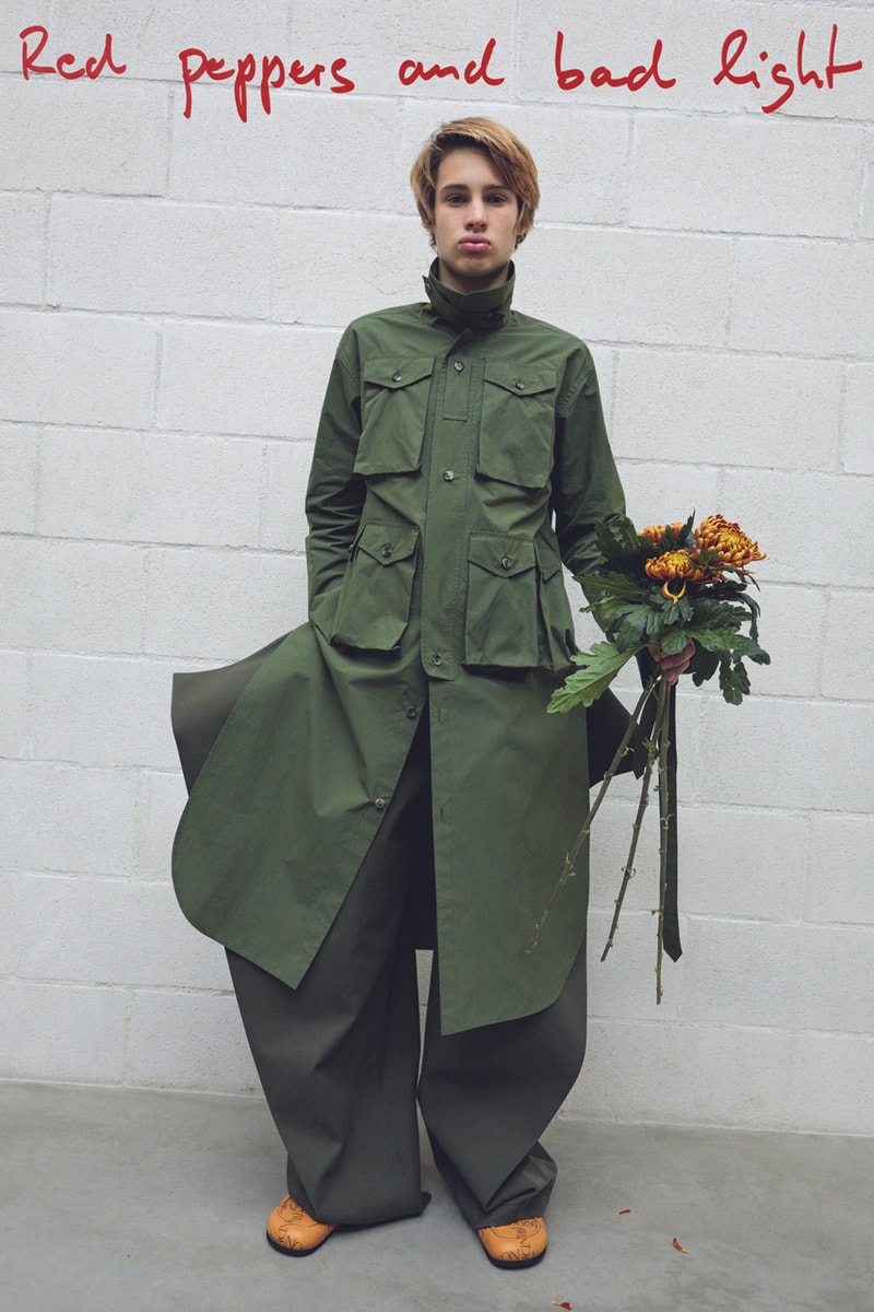 네덜란드 정물화를 떠올리게 하는 J.W. 앤더슨 2021 FW 컬렉션 룩북, 조나단 앤더슨, 정물화, 체크바지