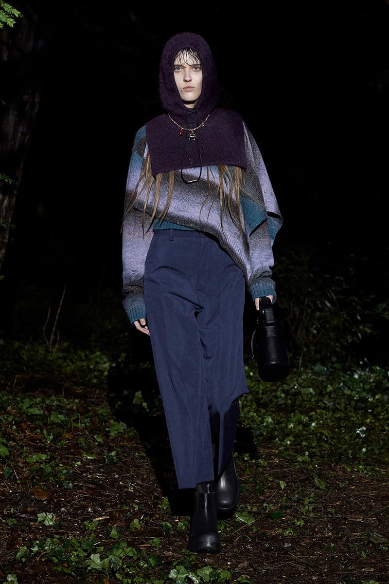한밤중 숲에서 떠나는 환상 여행, 우영미 2021 FW 컬렉션, 파리 패션위크, 베르나르 베르베르, 여행의 책, 한국 디자이너 브랜드