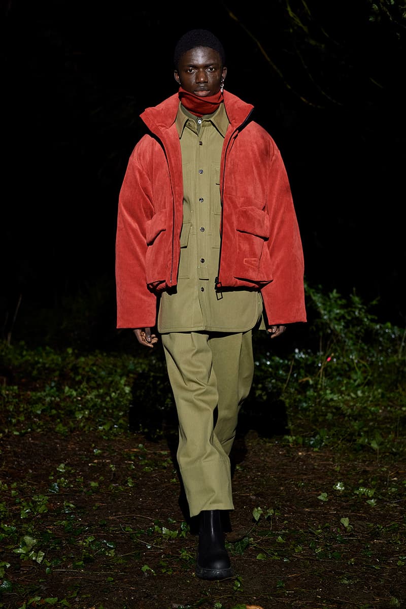 한밤중 숲에서 떠나는 환상 여행, 우영미 2021 FW 컬렉션, 파리 패션위크, 베르나르 베르베르, 여행의 책, 한국 디자이너 브랜드