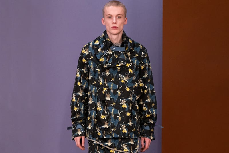 대조적 이미지의 대치, 키코 코스타디노브의 2021 FW 컬렉션