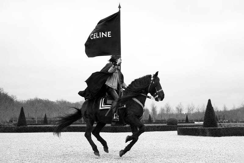 유럽 귀족의 느낌을 담아낸 셀린의 2021년 가을, 겨울 컬렉션