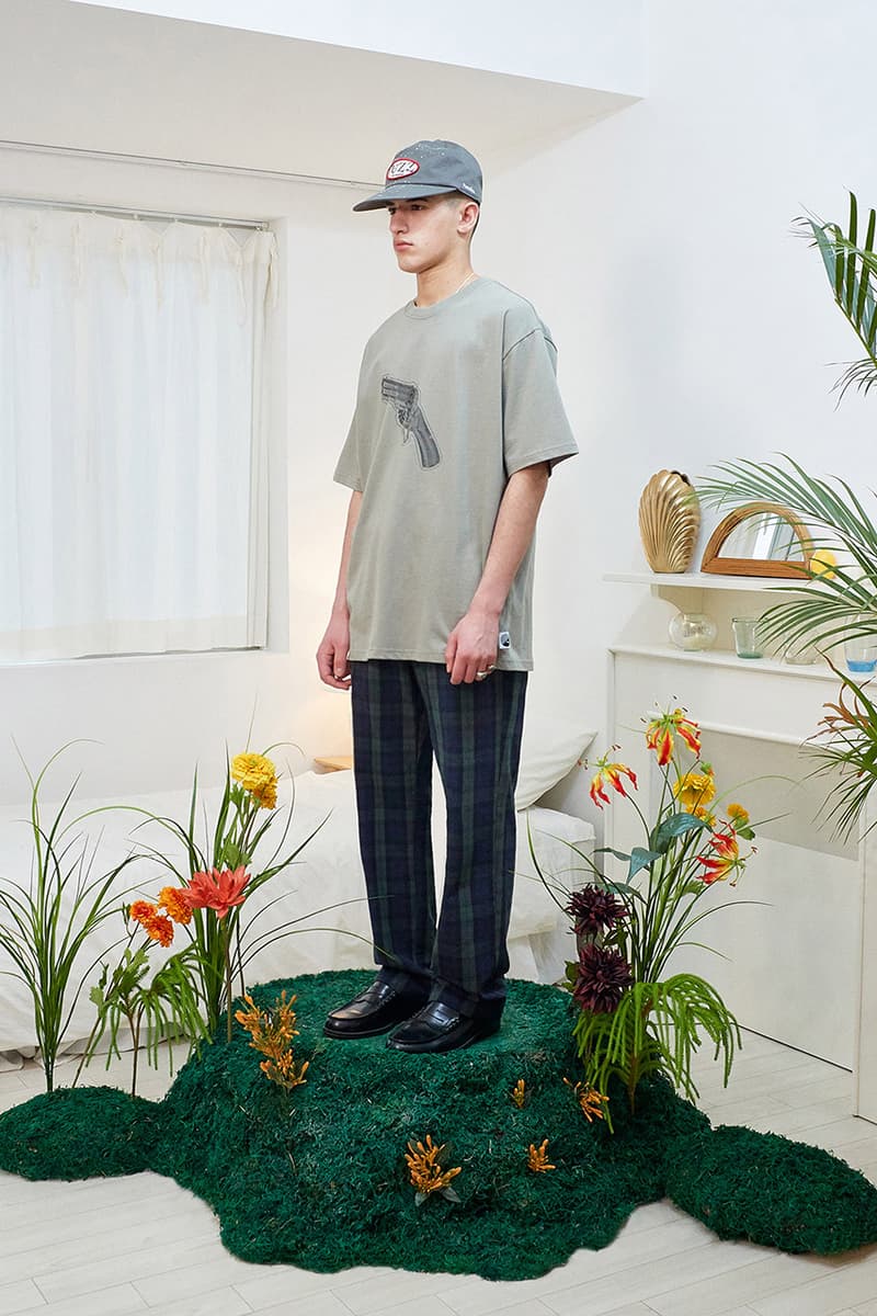 히피 문화에서 모티브를 얻은 퍼즈 2021 SS 컬렉션, 레이어, 1960, 평화 로고, 나비, 타이다이