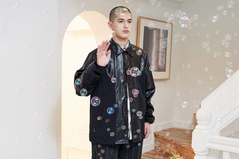 히피 문화에서 모티브를 얻은 퍼즈 2021 SS 컬렉션