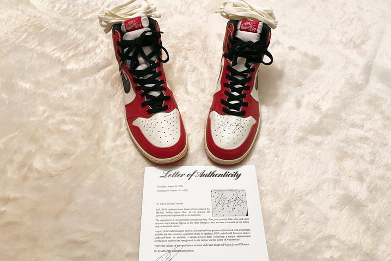 '22살 마이클 조던'의 사인이 새겨진 에어 조던 1의 이베이 출품가는?