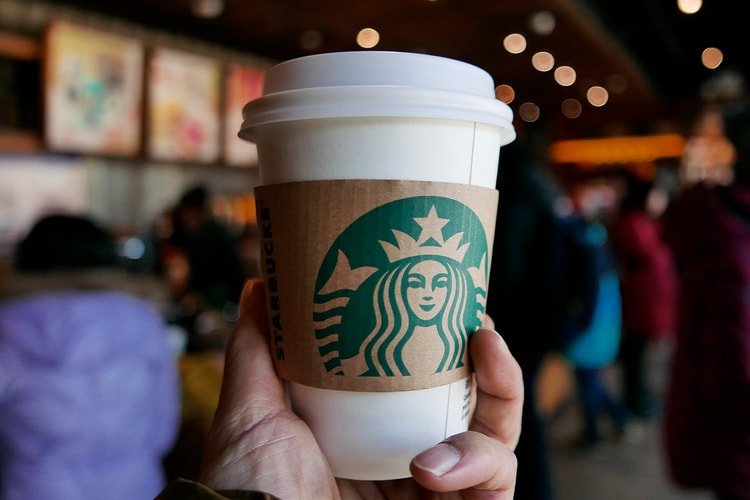 2020년 스타벅스에서 가장 많이 판매된 음료는?