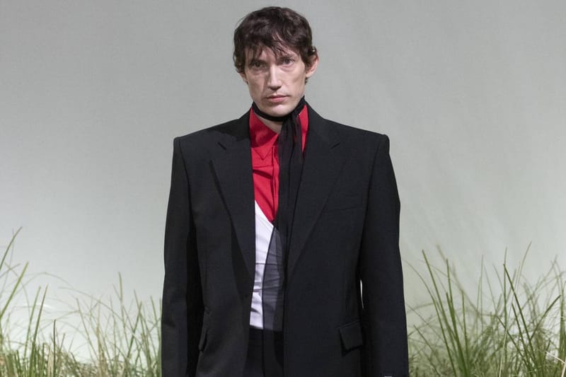 디지털 런웨이 ‘이미지너리 TV’를 통해 공개된, 오프 화이트 2021 SS 컬렉션