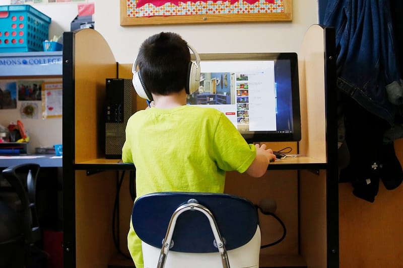 초등학생이 꿈꾸는 직업 1위는 유튜버가 아니다?