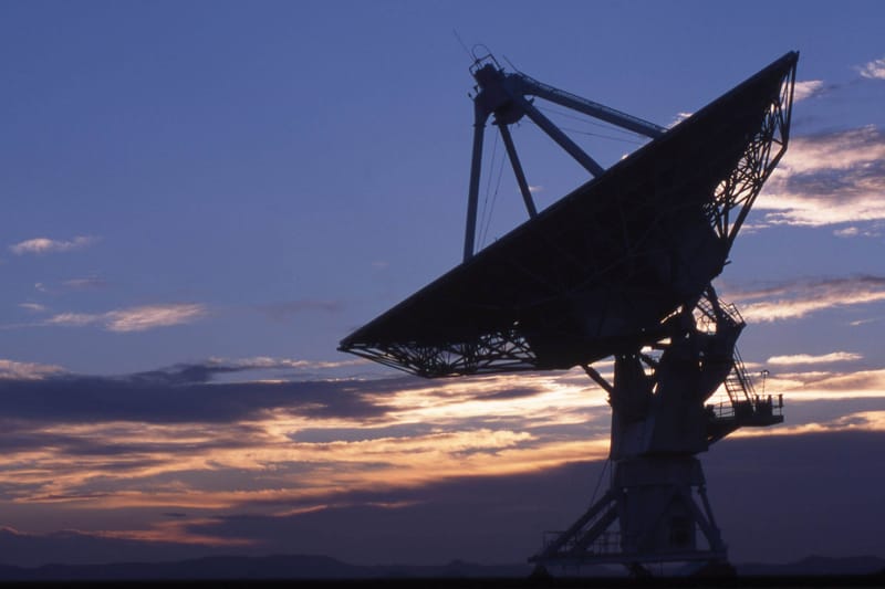 전 미국 국가정보국 국장, “현대 과학 기술로 설명하기 어려운 UFO 현상 많았다”