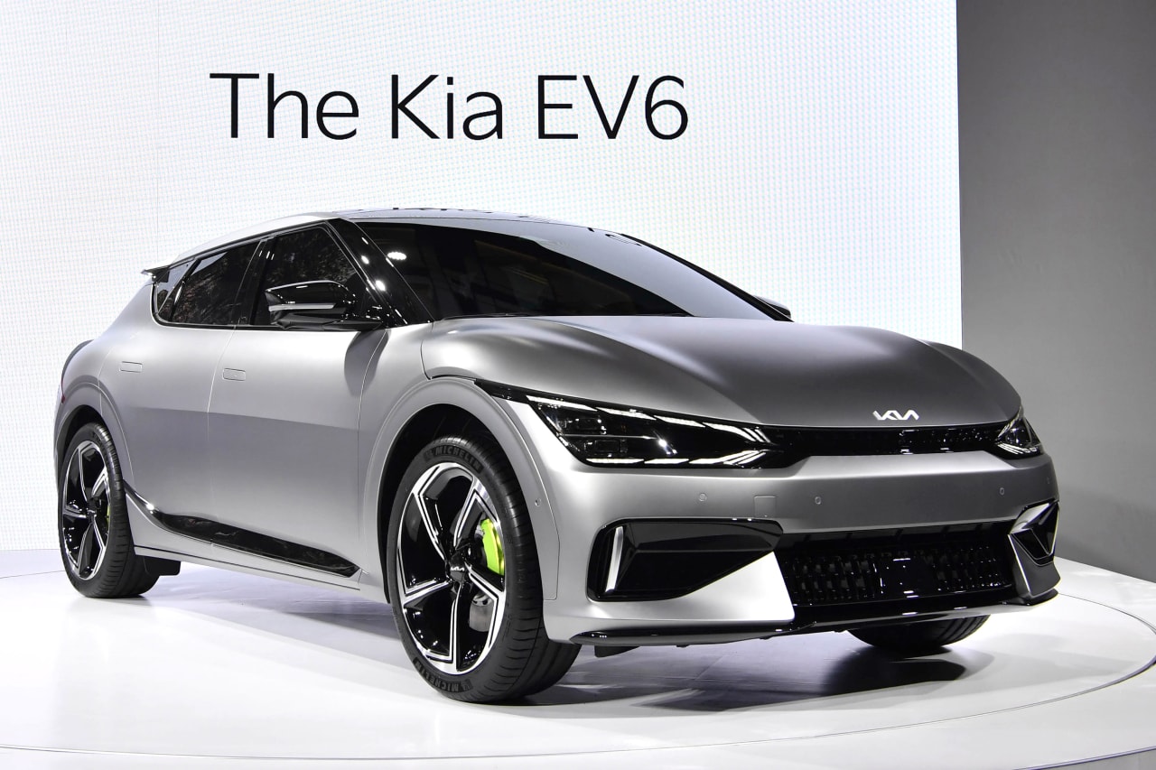 기아의 첫 전용 전기차, ‘EV6’ 디자인 및 스펙 공개, 현대자동차그룹, 아이오닉 5, E-GMP