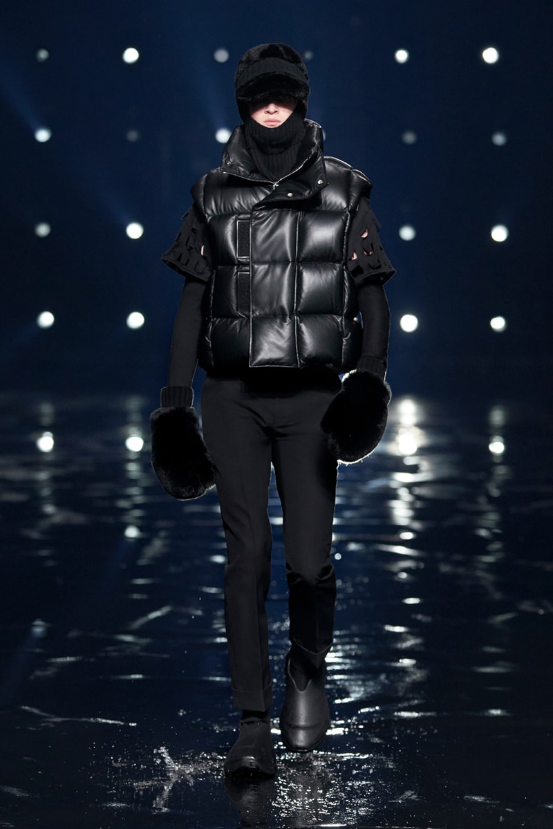 매튜 윌리엄스의 지방시 2021 FW 컬렉션, 과장된 실루엣과 미래적 디자인, 1017 알릭스 9SM