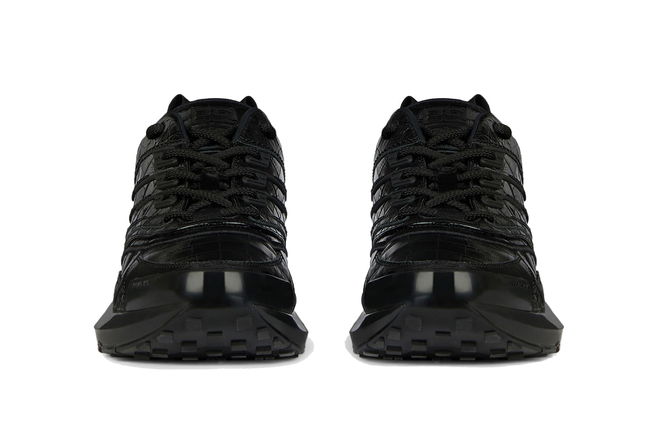 매튜 윌리엄스의 첫 지방시 스니커 ‘지브 1’이 출시됐다, 크리에이티브 디렉터, 신발