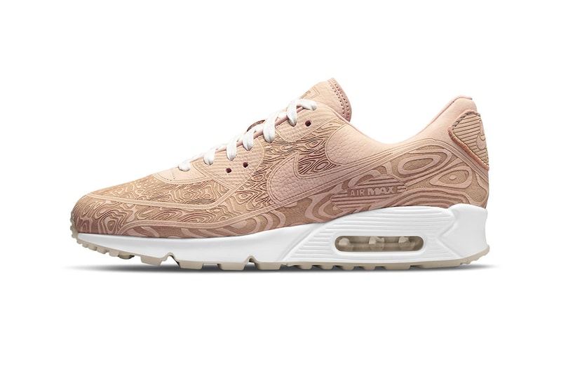나뭇결을 새겨 넣은 나이키 에어 맥스 90 ‘레이저’ 공식 발매 정보, 스니커, SNKRS, 스우시
