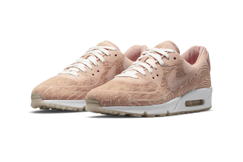 나뭇결을 새겨 넣은 나이키 에어 맥스 90 ‘레이저’ 공식 발매 정보, 스니커, SNKRS, 스우시