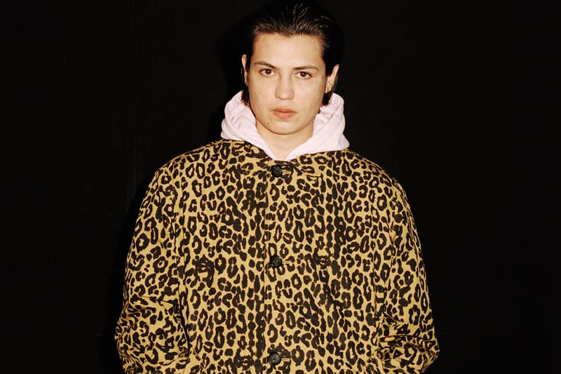 슈프림과 히스테릭 글래머의 새 협업 룩북 & 발매 정보