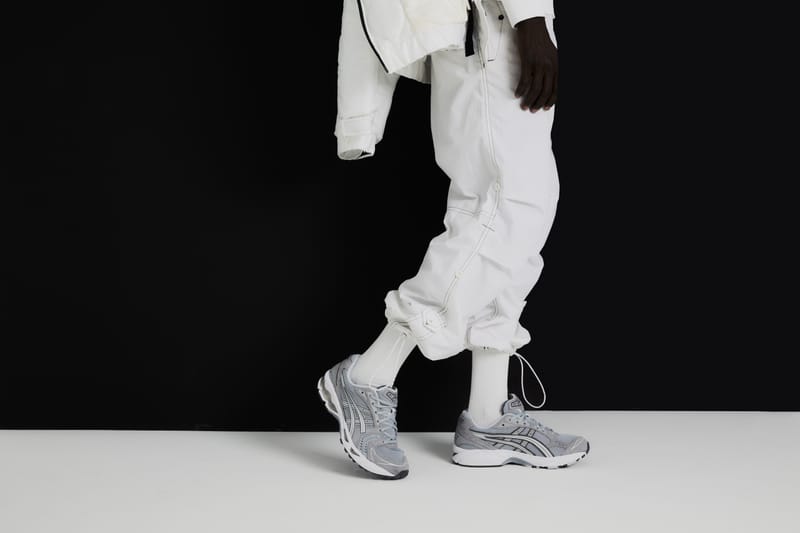 아식스, 새로운 매력을 담은 젤 카야노 14 스웨이드 공개