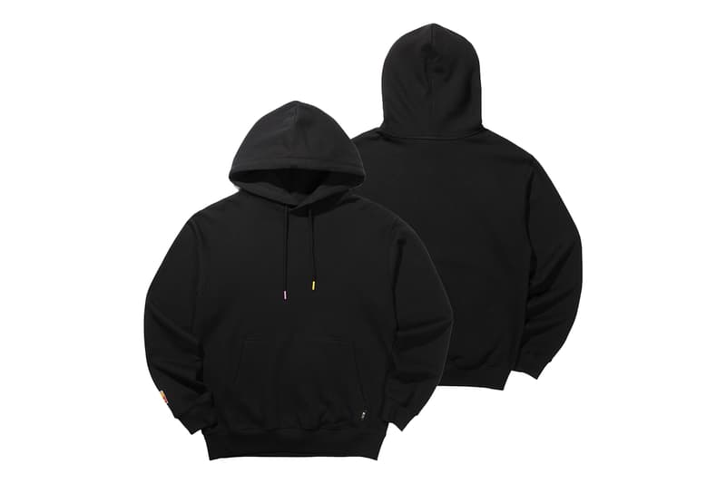 지금 바로 구매 가능한 방탄소년단 x 맥도날드 세트 메뉴 & 머천다이즈, RM, 하이브, 맥너겟, 프렌치 프라이, 후렌치 후라이, 감자튀김, 감튀, 진, 슈가, 제이홉, 지민, 뷔, 정국, 케이준 소스, 스위트 칠리 소스