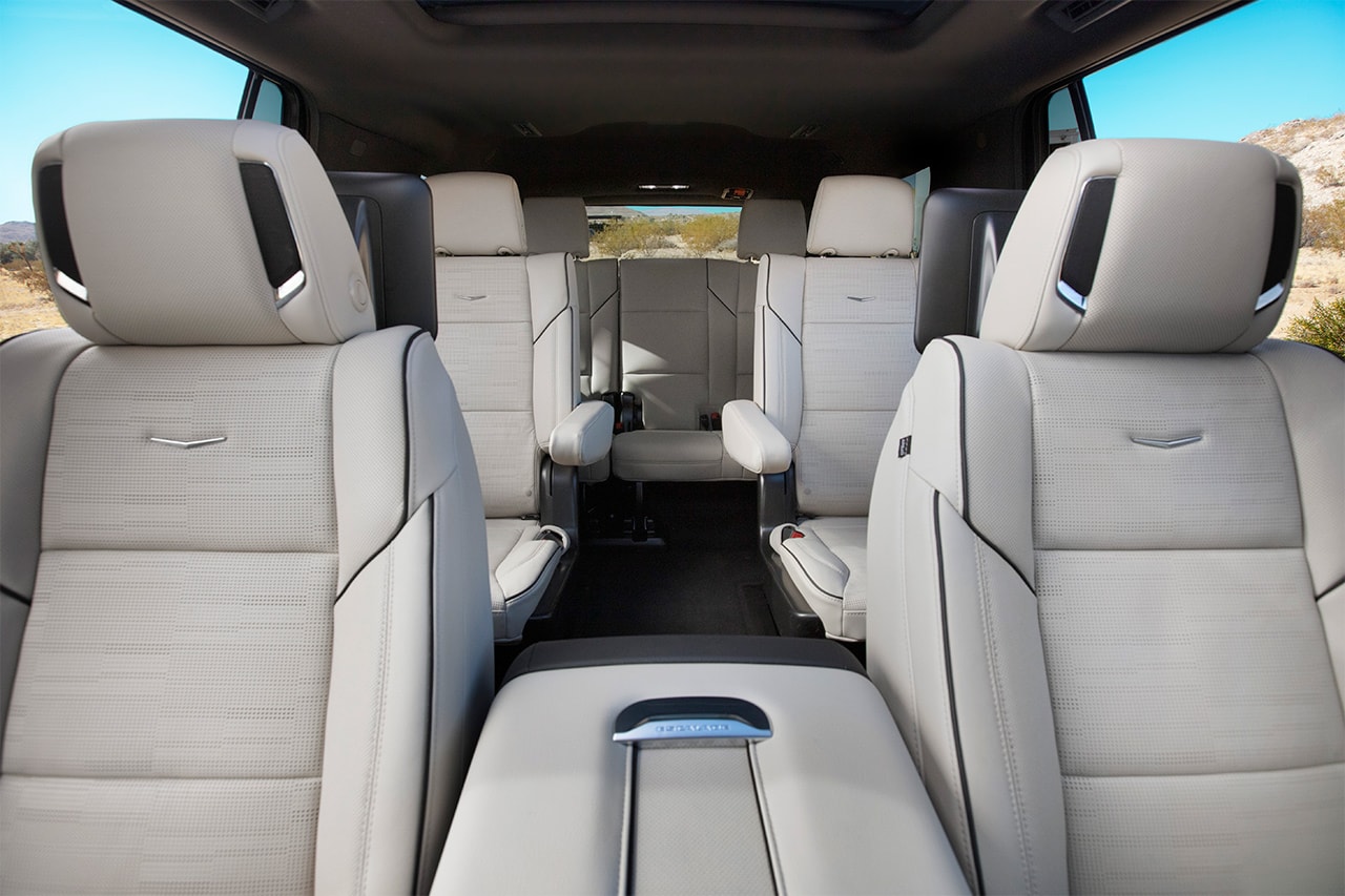 캐딜락의 럭셔리 SUV 신형 에스컬레이드 국내 공식 출시, 대통령 경호차