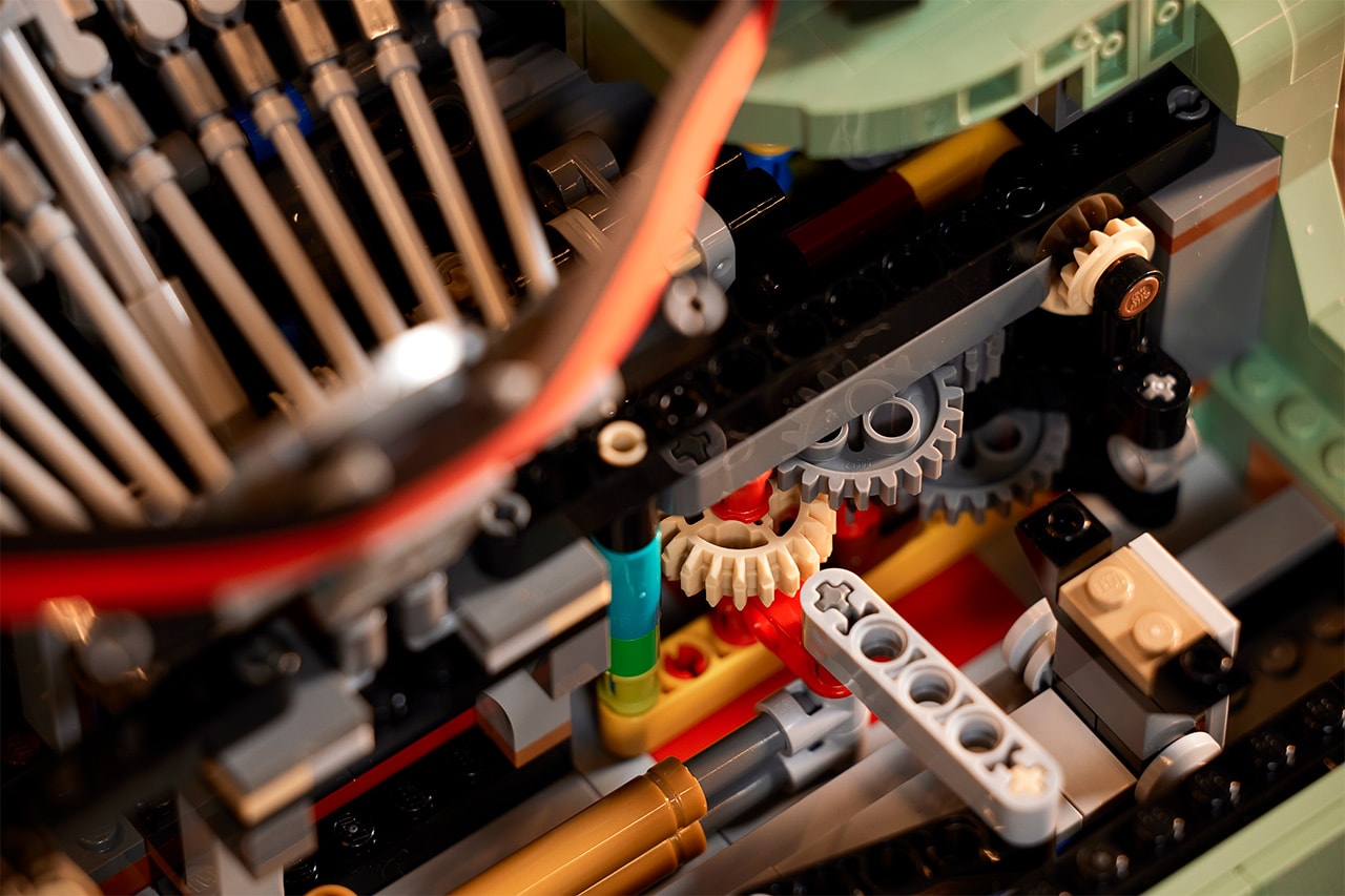 레고, 빈티지 타자기의 모습을 그대로 복원한 ‘레고 타자기’ 출시한다