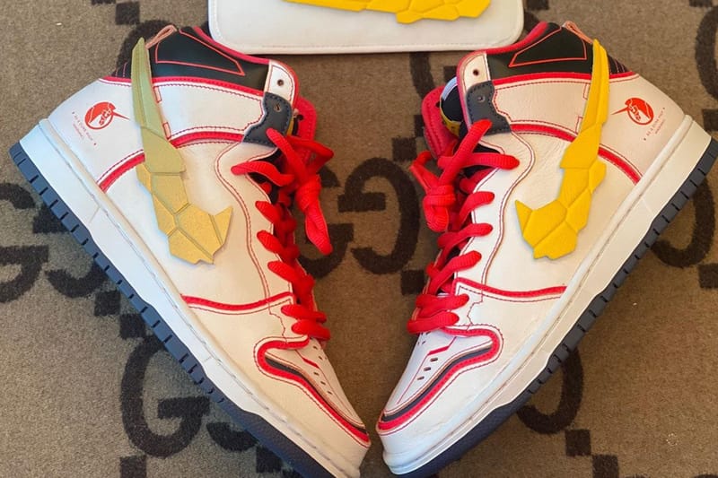 ‘기동전사 건담’ x 나이키 SB 협업 덩크 하이 ‘RX-0’ & ‘밴시’ 실물 사진