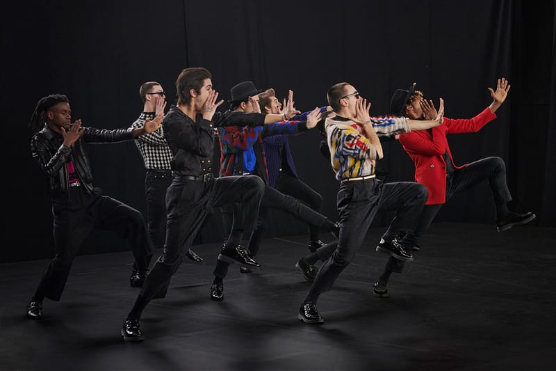 경쾌한 댄스 비디오와 함께 공개된 생 로랑 2021 FW 남성복 컬렉션