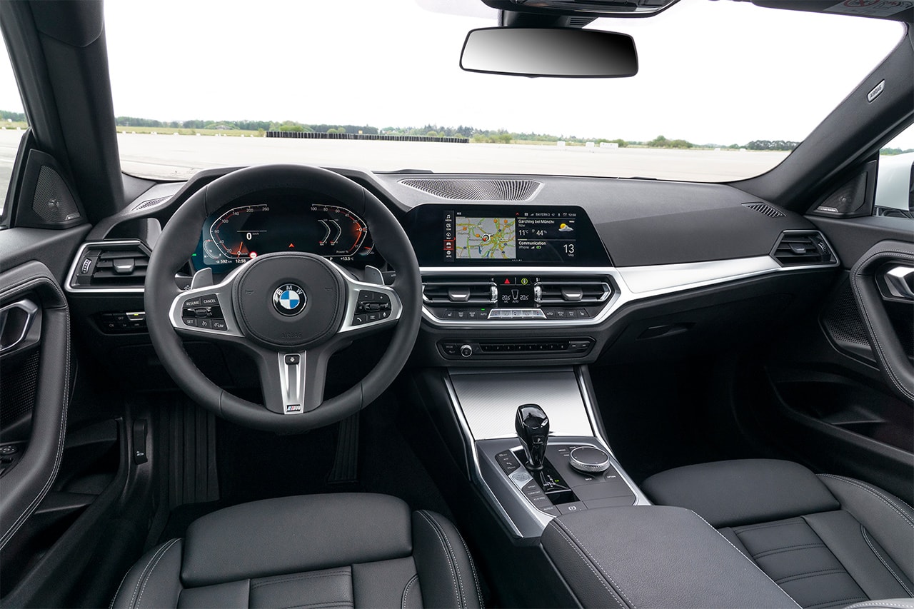 새로운 얼굴로 돌아온 BMW ‘2시리즈 쿠페’ 내외장 디자인, 스포츠카, M240i