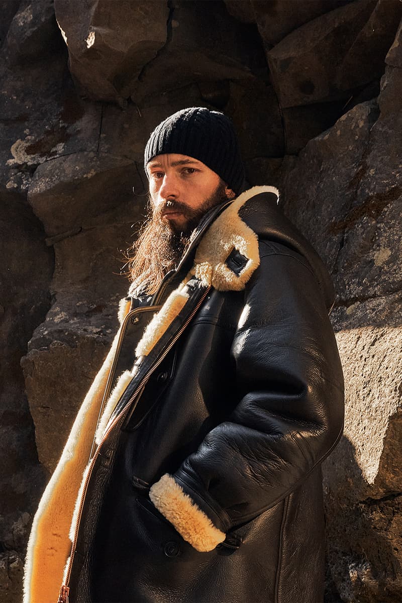 이스트로그가 선보이는 2021 가을, 겨울 ‘크램폰’ 컬렉션 룩북, 등반가, 아이젠, 장진호 파카, 펀데일 파카