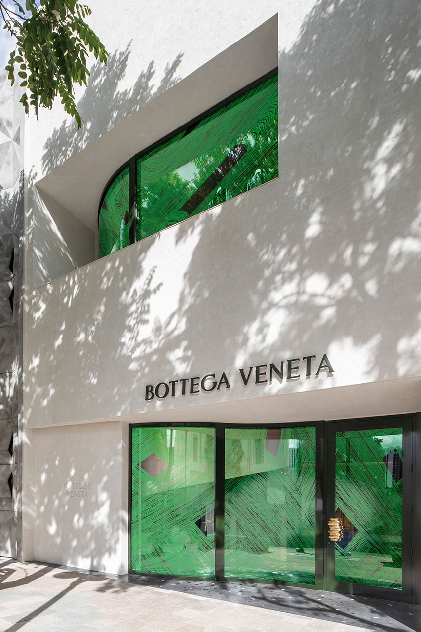보테가 베네타, 하기하라 타쿠야와 함께한 초현실적 감성의 플래그십 스토어 공개 bottega veneta new digital art 하기하라 타쿠야 