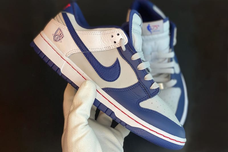 NBA 75주년 기념 나이키 덩크 로우 ‘브루클린 네츠’ 실물 살펴보기