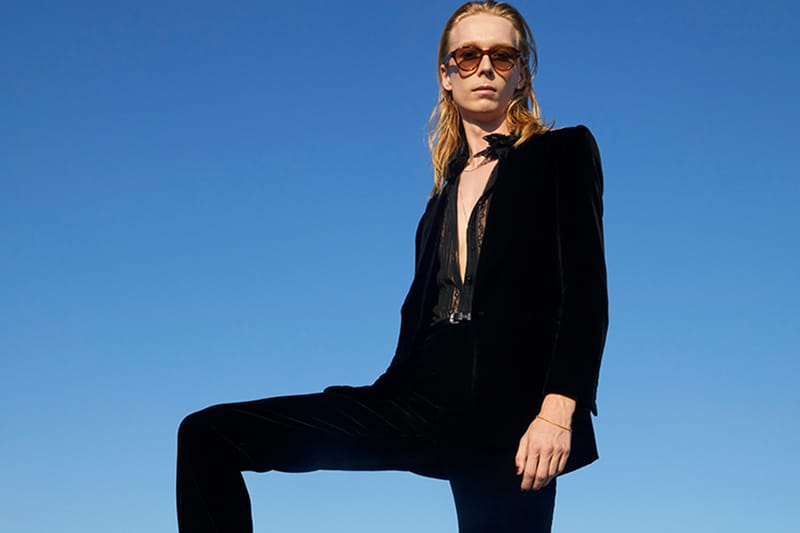 베네치아의 섬에서 선보인, 생 로랑 2022 SS 남성복 컬렉션